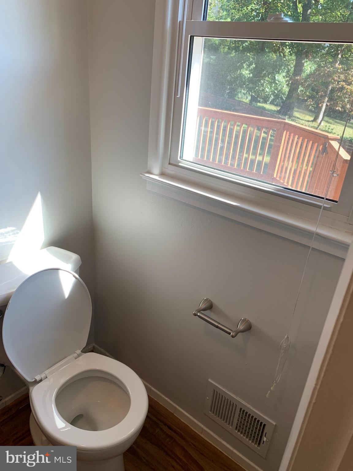 6401 Rivington Road Springfield, VA 22152 - Photo 8 of 30