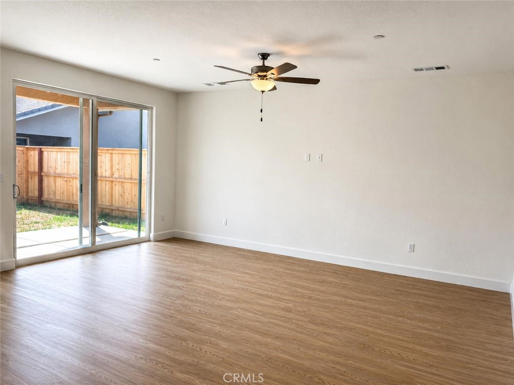 3808 Via Capitola Madera, CA 93637 - Photo 5 of 10