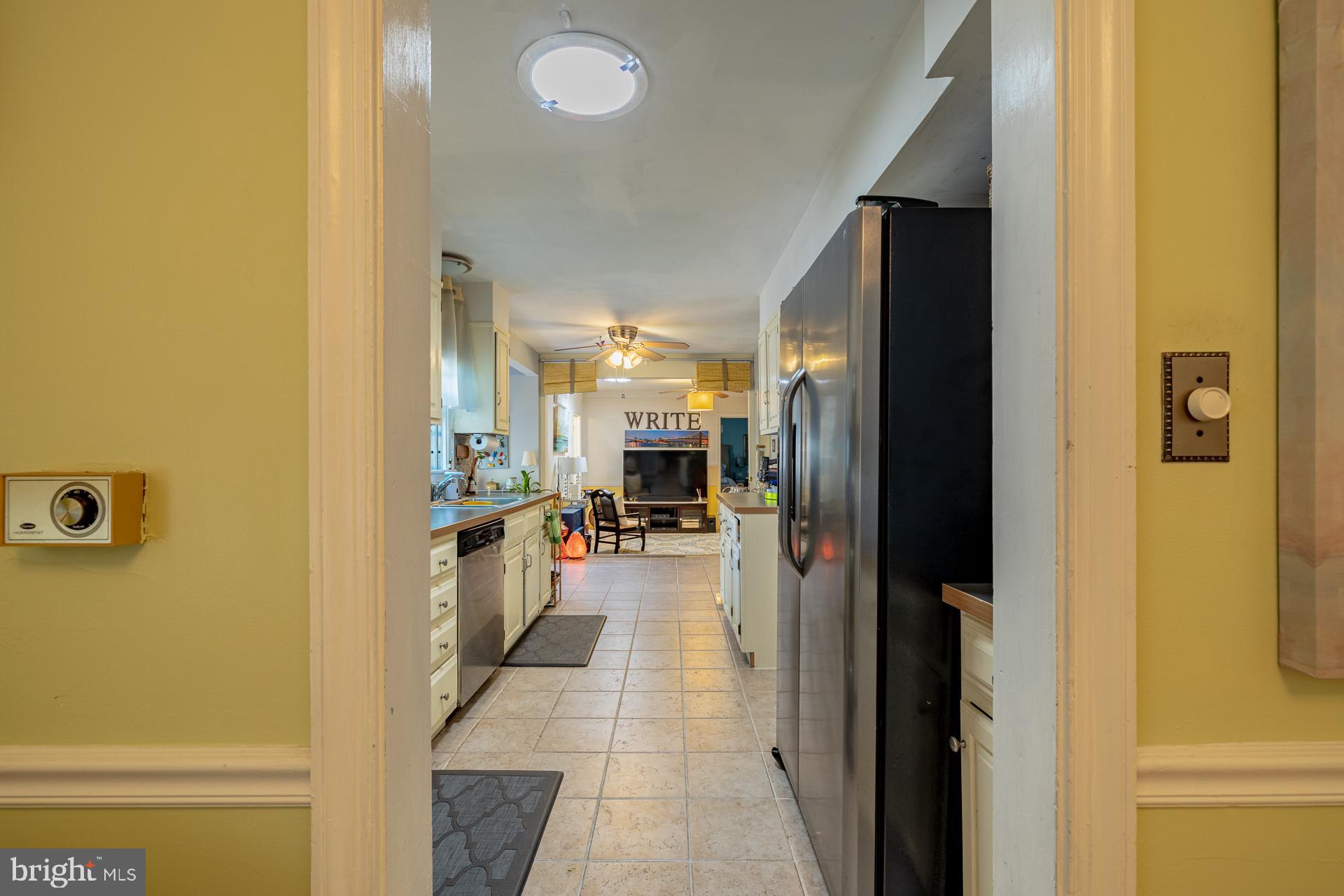 2001 Windham Lane Silver Spring, MD 20902 - Photo 21 of 48