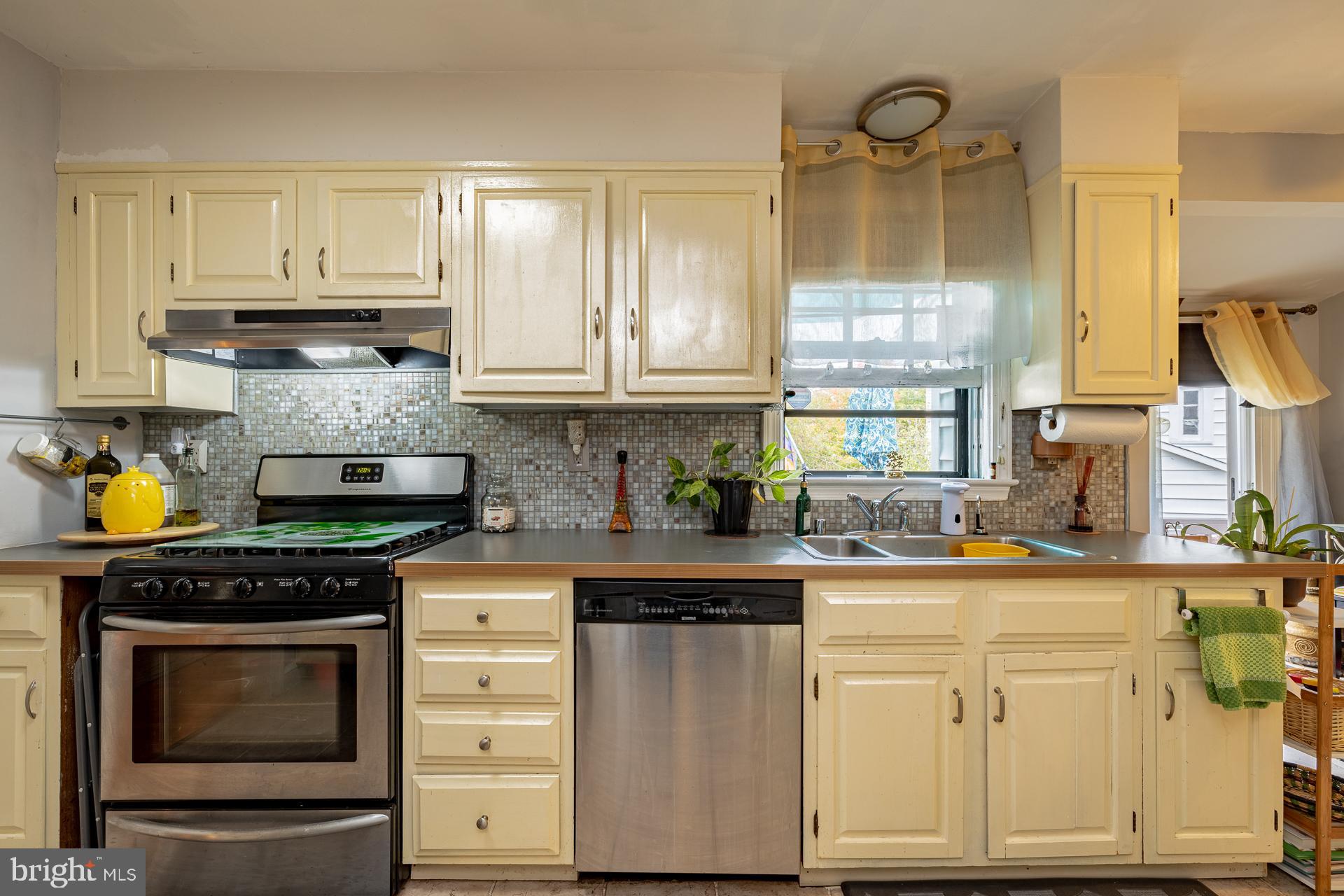 2001 Windham Lane Silver Spring, MD 20902 - Photo 23 of 48