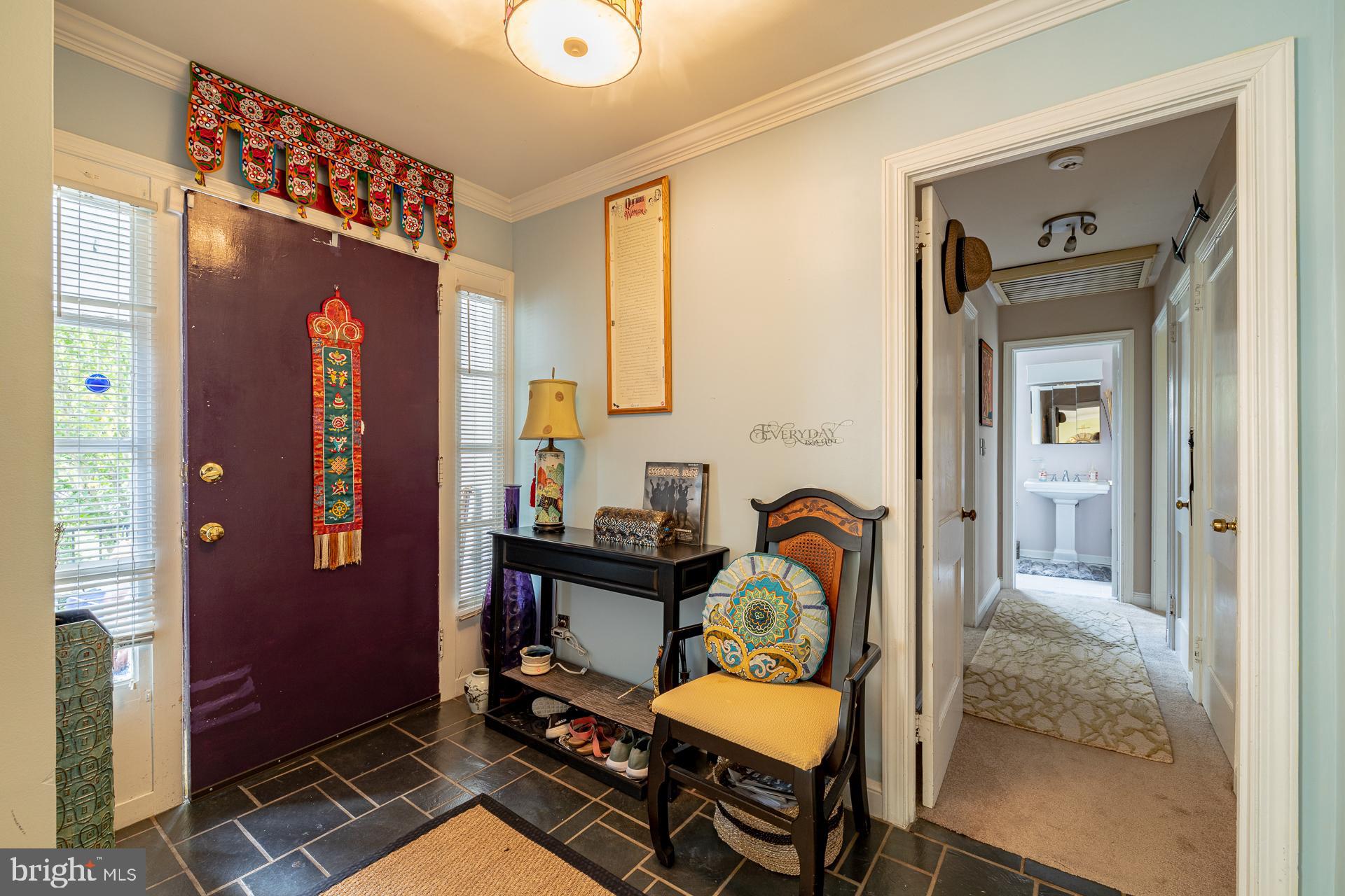 2001 Windham Lane Silver Spring, MD 20902 - Photo 8 of 48