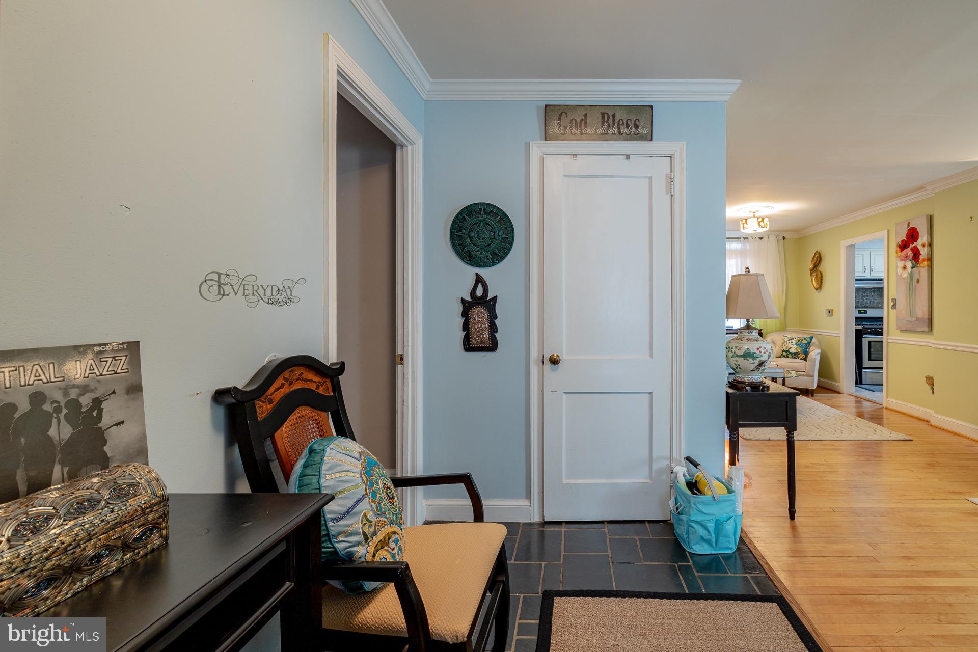 2001 Windham Lane Silver Spring, MD 20902 - Photo 9 of 48