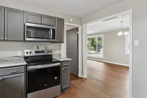 $545,500 | 801 Lemont Drive, Nashville, TN 37216