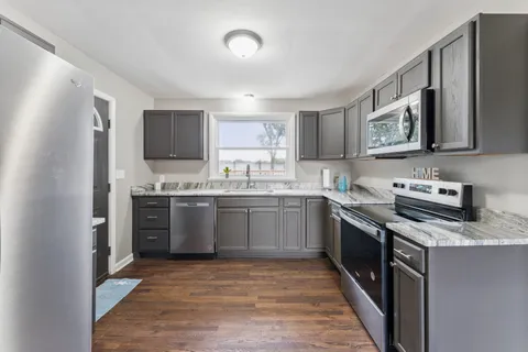 $545,500 | 801 Lemont Drive, Nashville, TN 37216