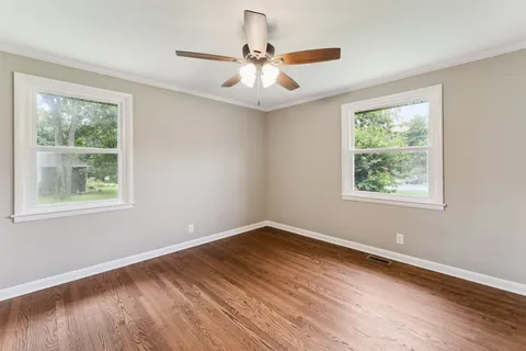 $545,500 | 801 Lemont Drive, Nashville, TN 37216