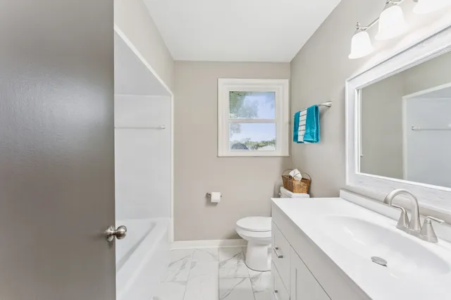 $545,500 | 801 Lemont Drive, Nashville, TN 37216