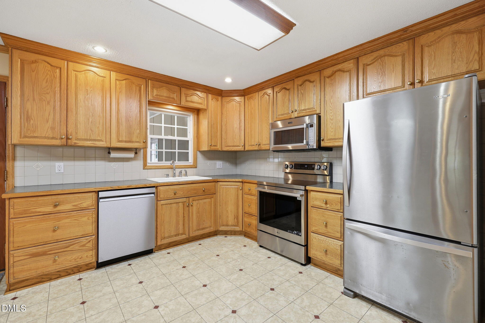 3801 West Allen Street West Raleigh, NC 27603 - Photo 19 of 34 30-web-or-mls-IMG_3373