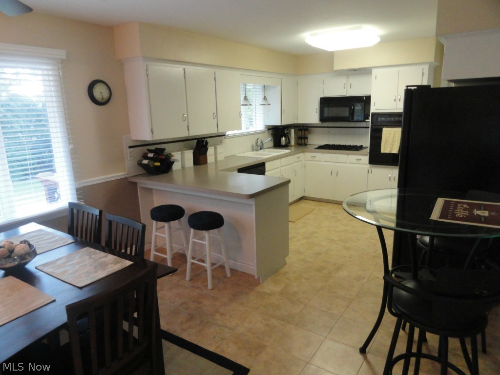 1744 Toepfer Road Akron, OH 44312 - Photo 5 of 25