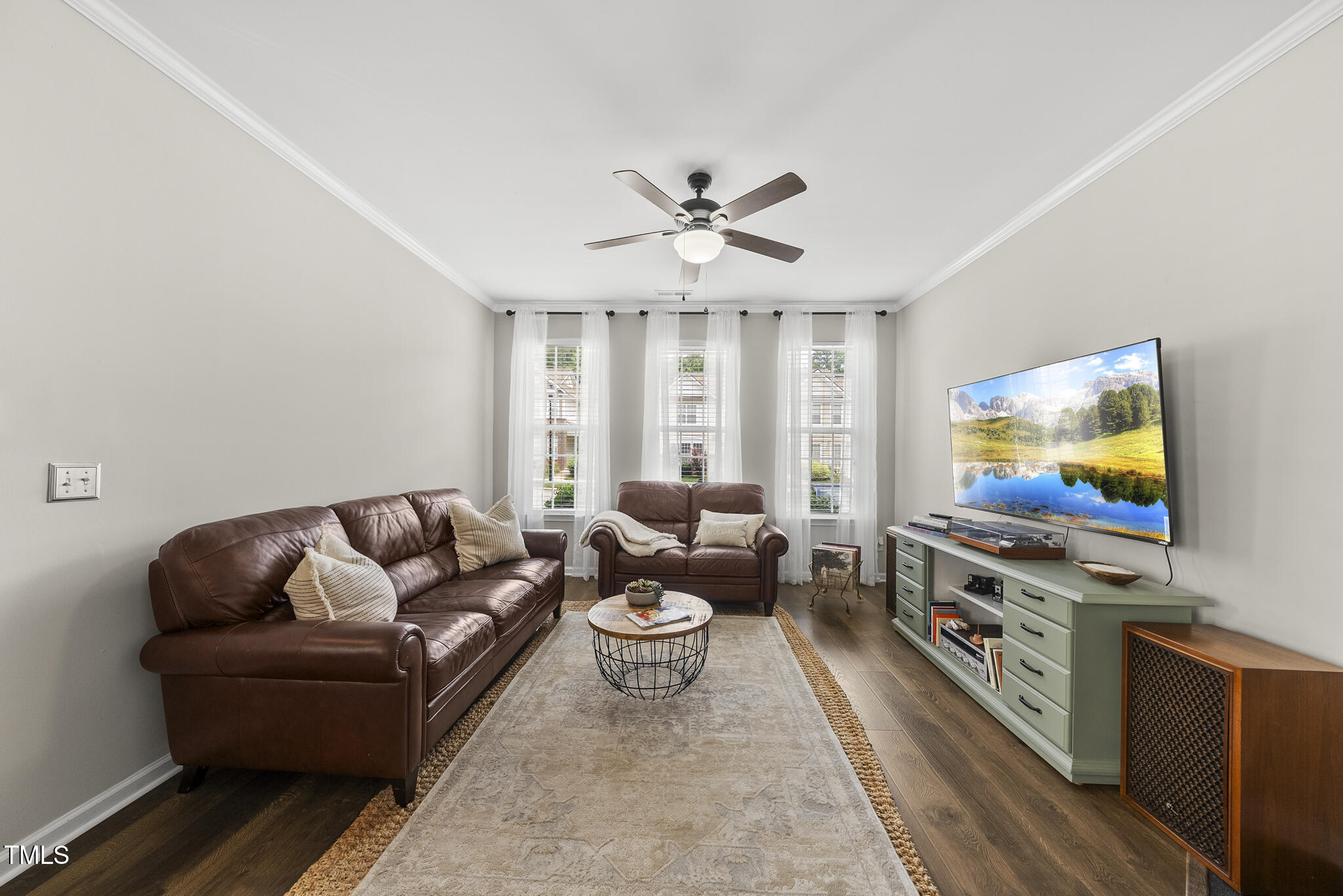 4413 Sugarbend Way Raleigh, NC 27606 - Photo 3 of 23 DSC01110