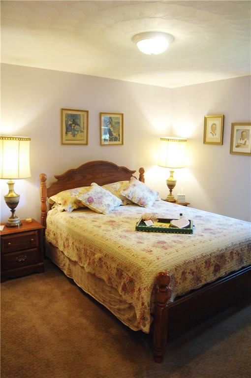 700 Robinhood Road Pittsburgh, PA 15215 - Photo 14 of 25 Gallery Image 14