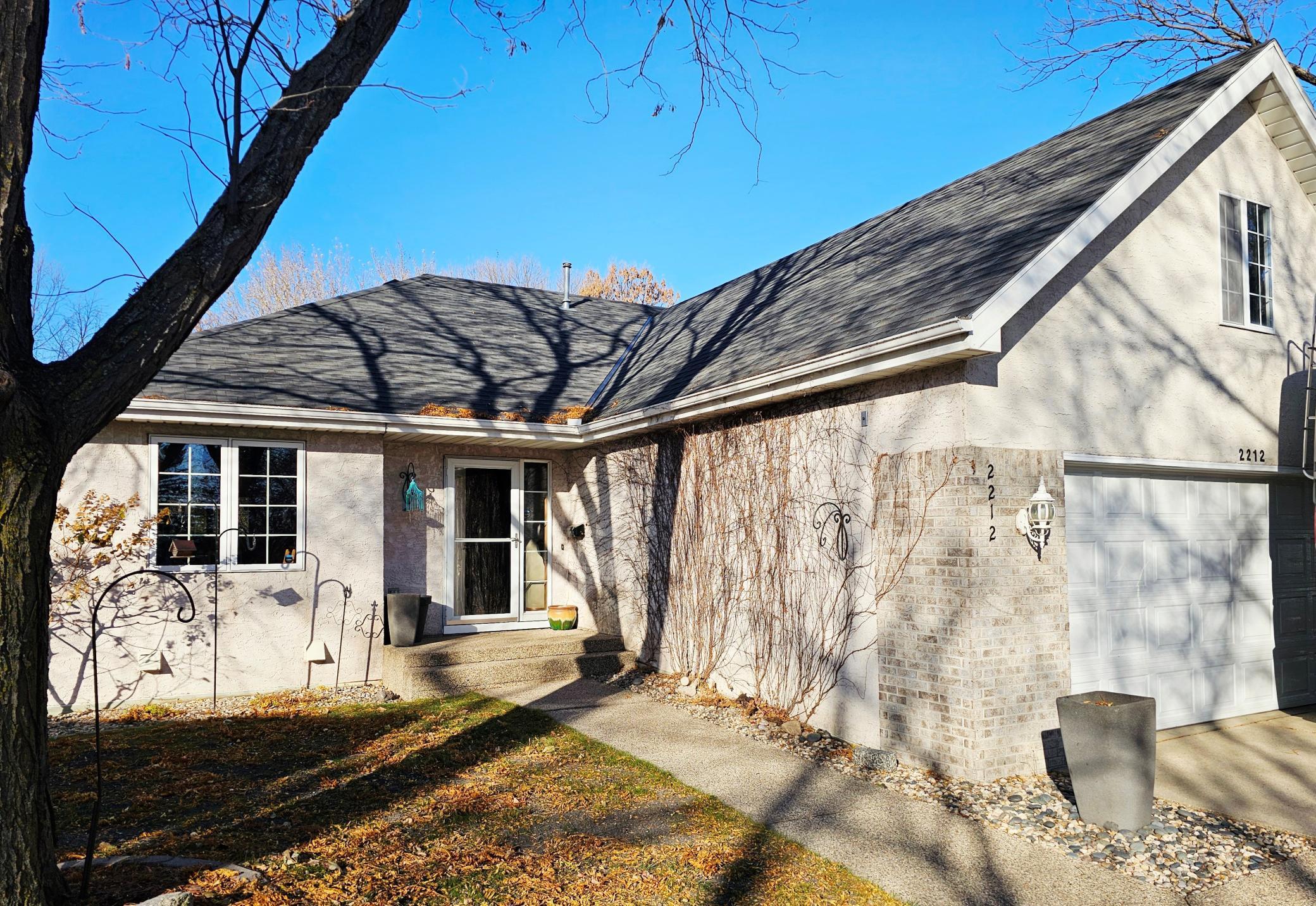 2212 10th Avenue Southeast Willmar, MN 56201 - Photo 1 of 15