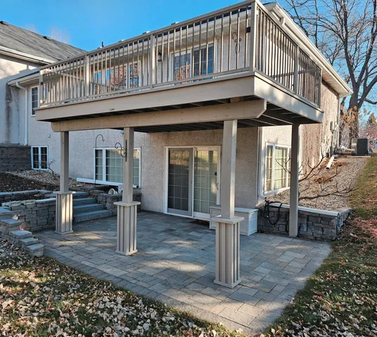 $348,000 | 2212 10th Avenue Southeast, Willmar, MN 56201