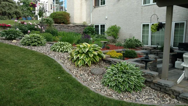 $348,000 | 2212 10th Avenue Southeast, Willmar, MN 56201