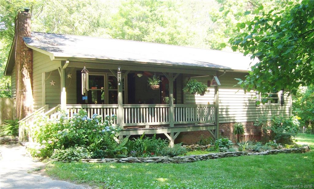 950 Ike Lynch Road Dallas, NC 28034 - Photo 1 of 24 Gallery Image 1