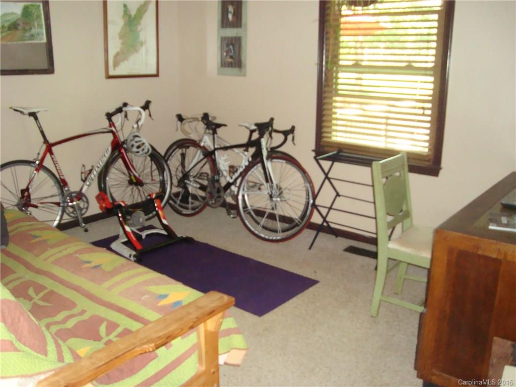 950 Ike Lynch Road Dallas, NC 28034 - Photo 12 of 24 Gallery Image 12