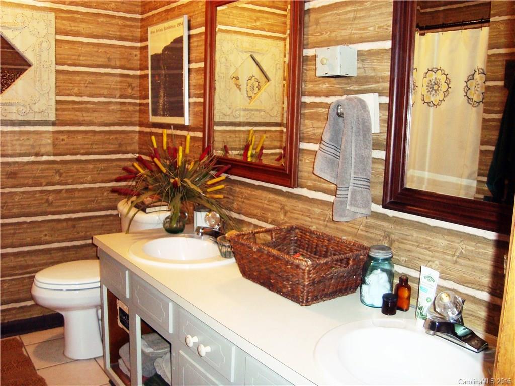 950 Ike Lynch Road Dallas, NC 28034 - Photo 14 of 24 Gallery Image 14