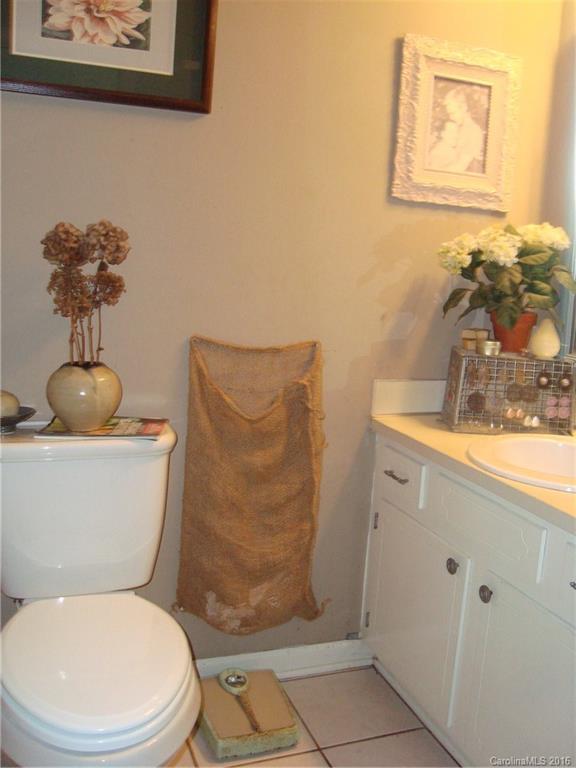 950 Ike Lynch Road Dallas, NC 28034 - Photo 15 of 24 Gallery Image 15