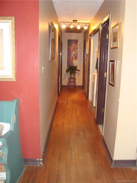 950 Ike Lynch Road Dallas, NC 28034 - Photo 16 of 24 Gallery Image 16
