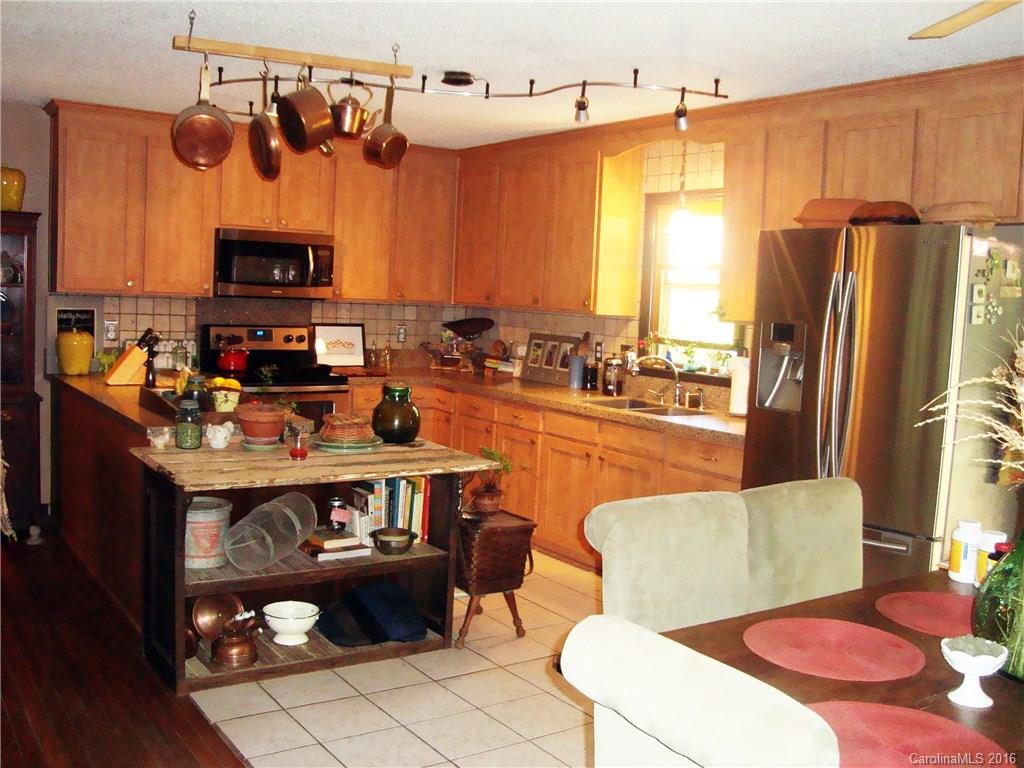 950 Ike Lynch Road Dallas, NC 28034 - Photo 8 of 24 Gallery Image 8