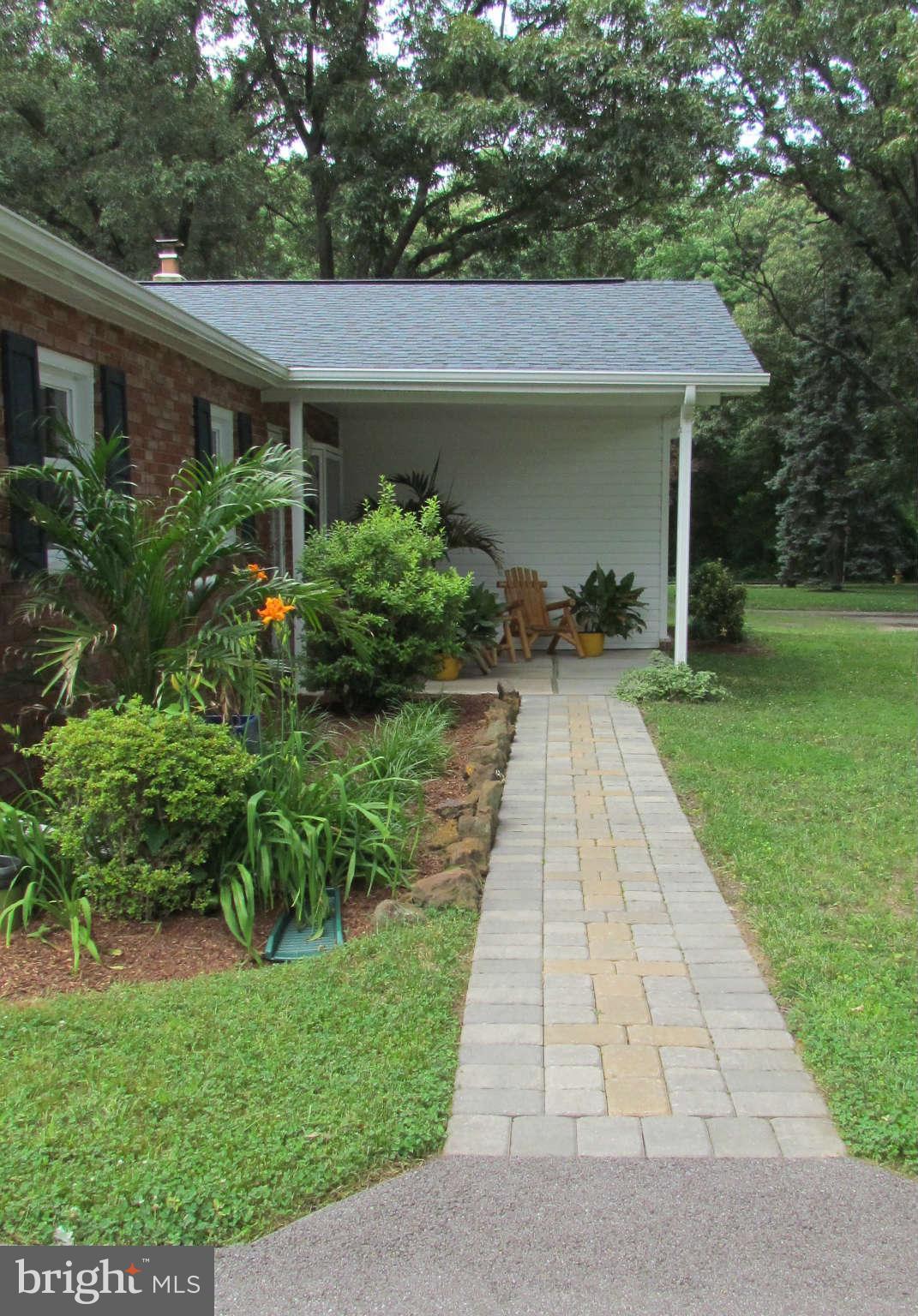7864 Elizabeth Road Pasadena, MD 21122 - Photo 4 of 30 Front Walkway