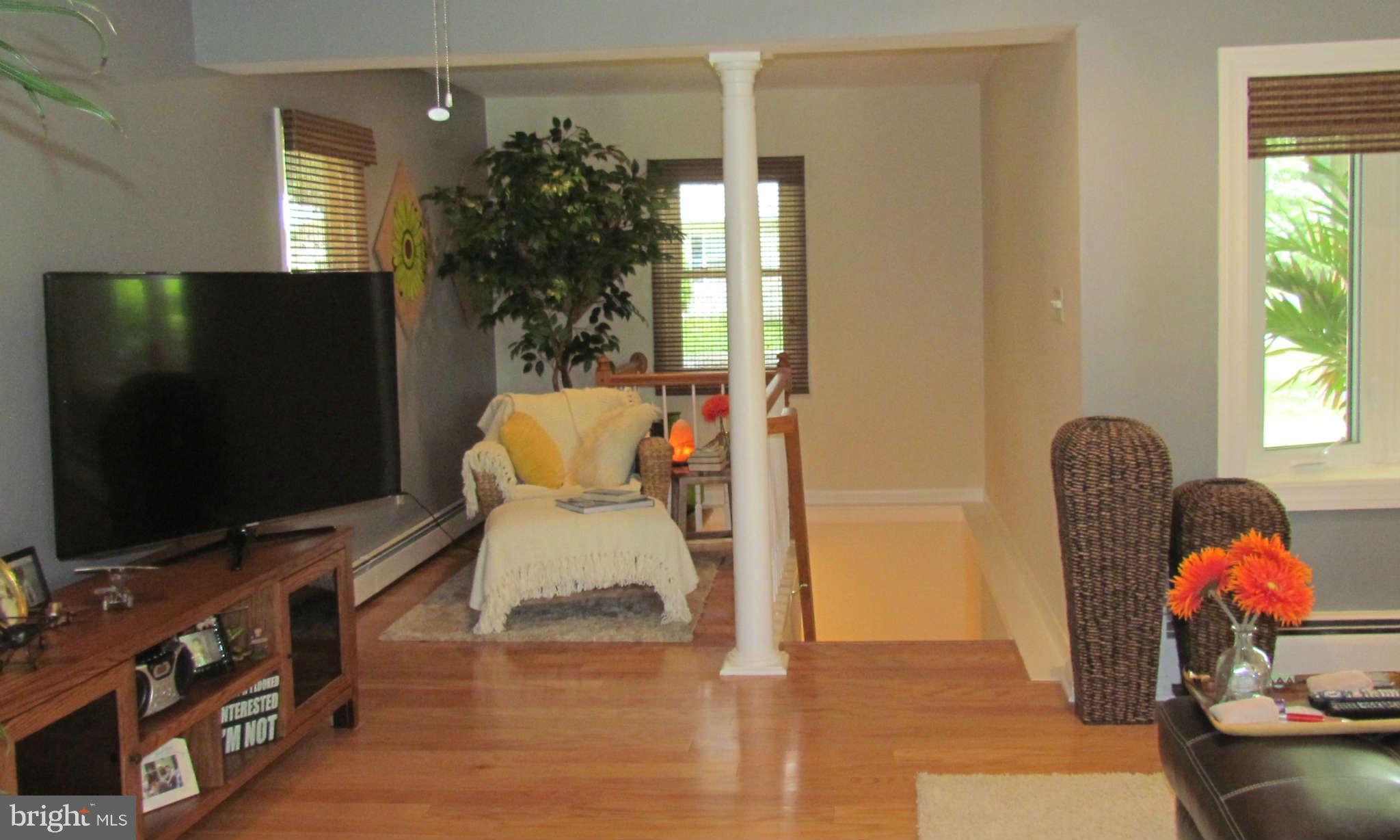 7864 Elizabeth Road Pasadena, MD 21122 - Photo 8 of 30 Family Room