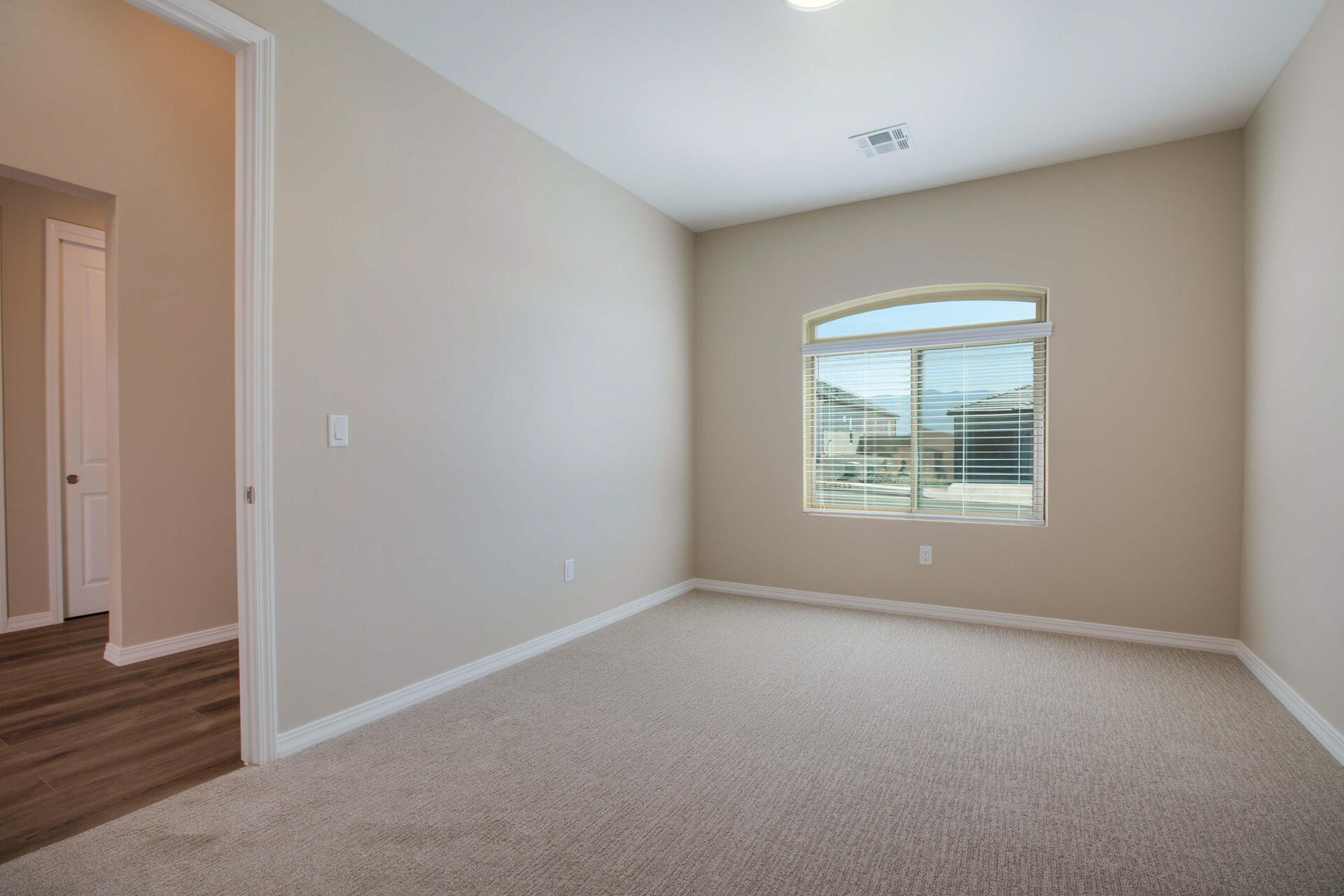 6929 Archer Road Northeast Rio Rancho, NM 87144 - Photo 17 of 27 Gallery Image 17