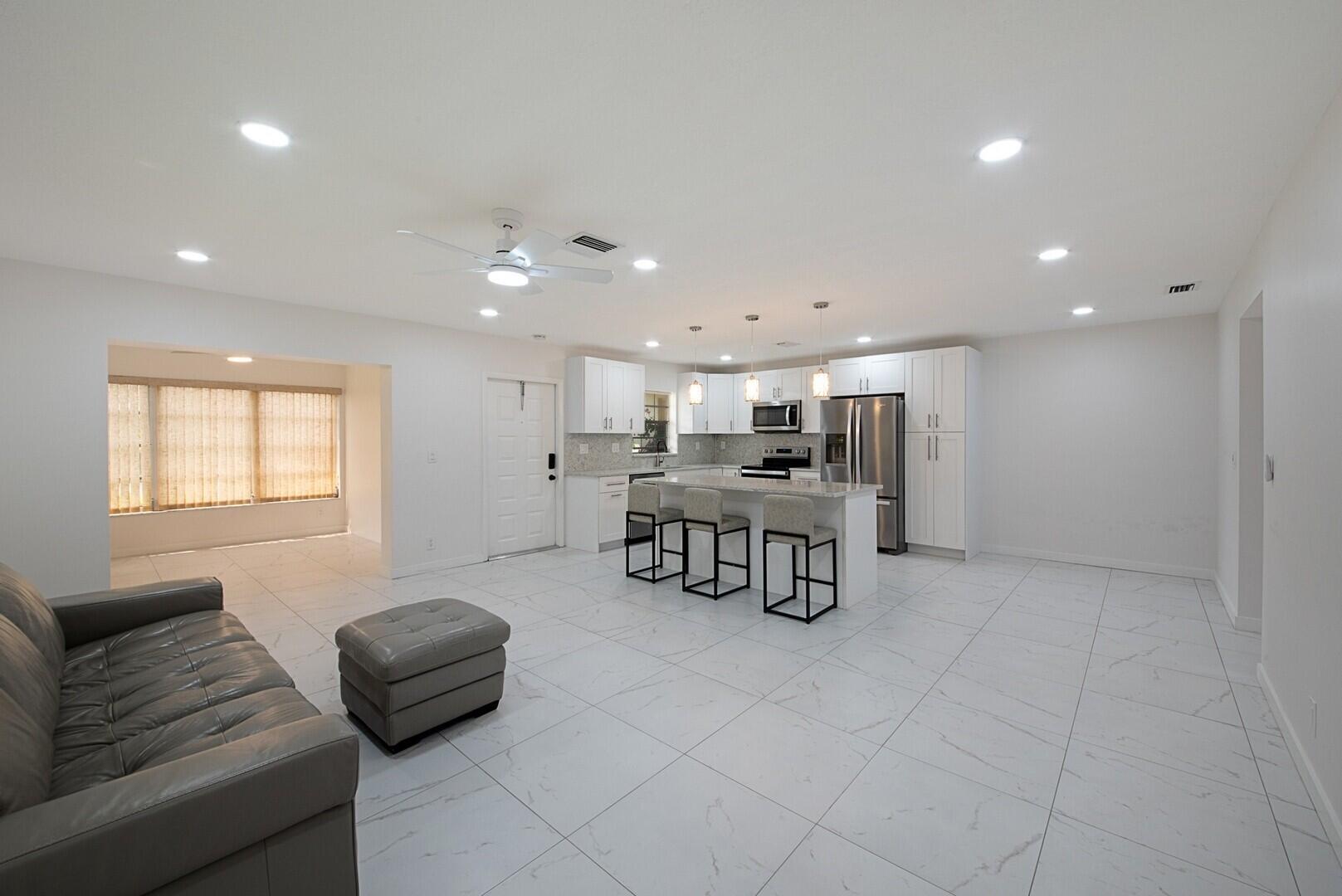 5220 Nesting Way, Unit D Delray Beach, FL 33484 - Photo 14 of 29 thumbnail_a70