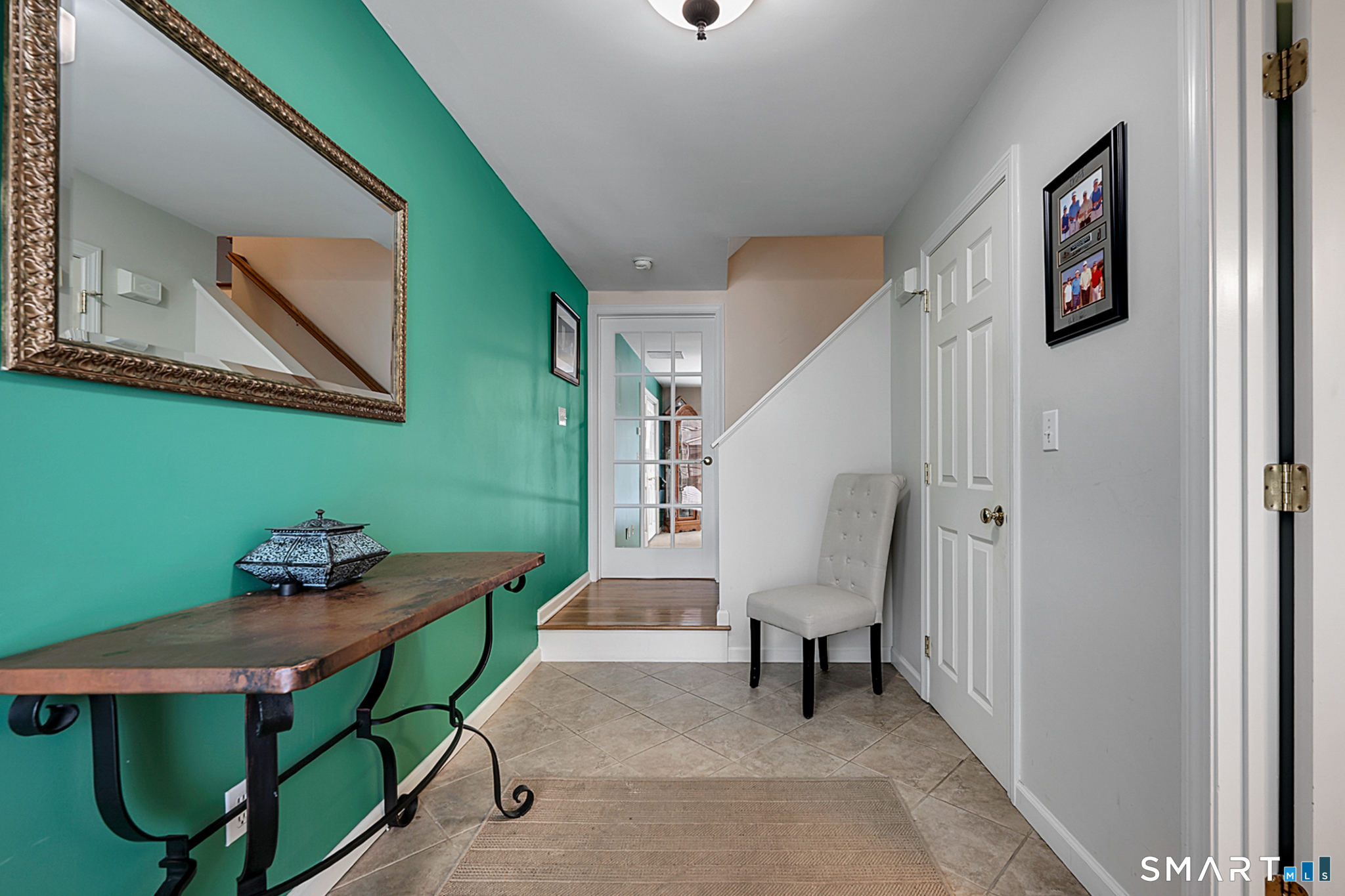 30 Silver Sands Road, Unit C9 East Haven, CT 06512 - Photo 24 of 36 a room with furniture and a window