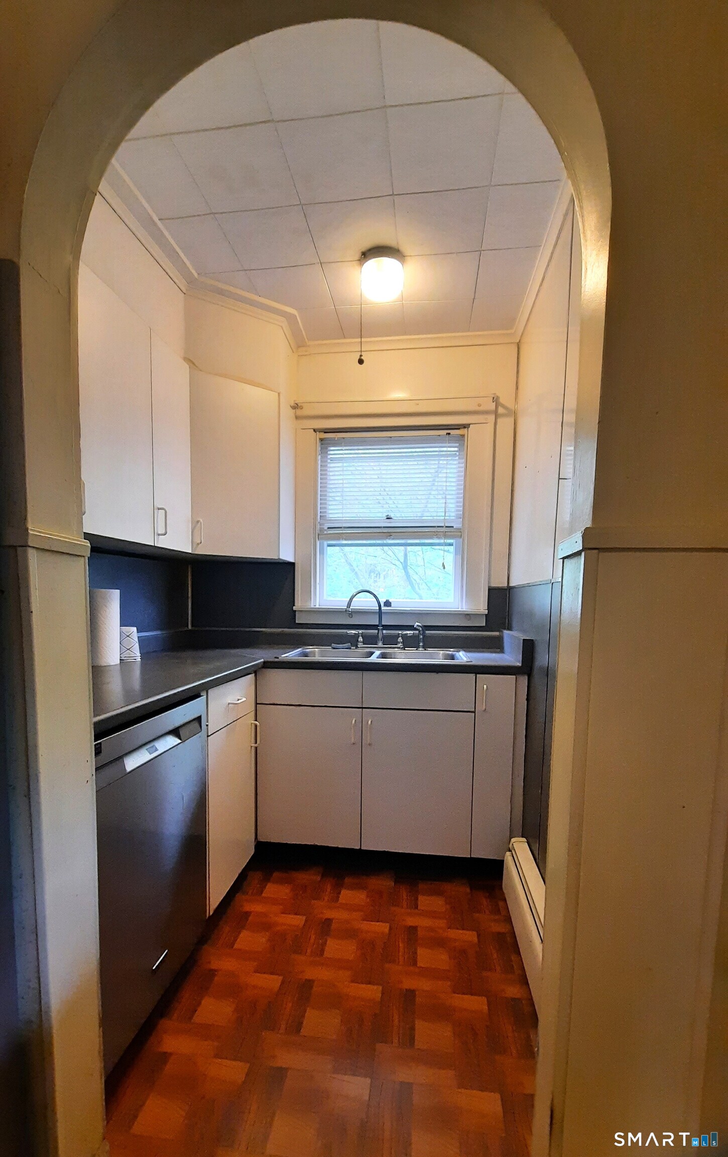 15 Milton Street Putnam, CT 06260 - Photo 8 of 20 1st floor kitchen