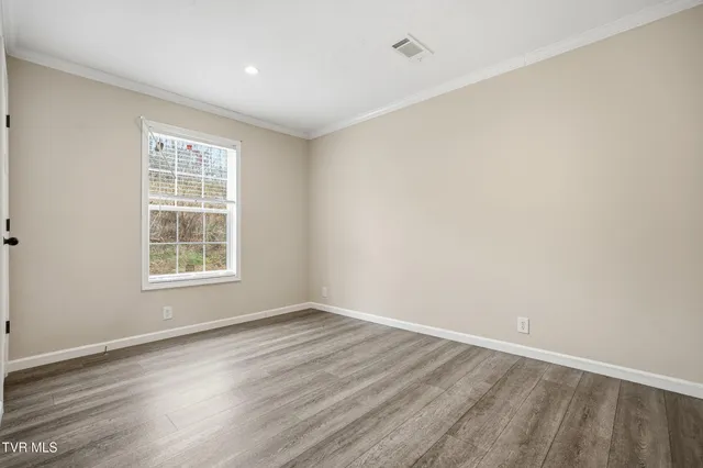 $309,000 | 3679 High Point Road, Castlewood, VA 24224