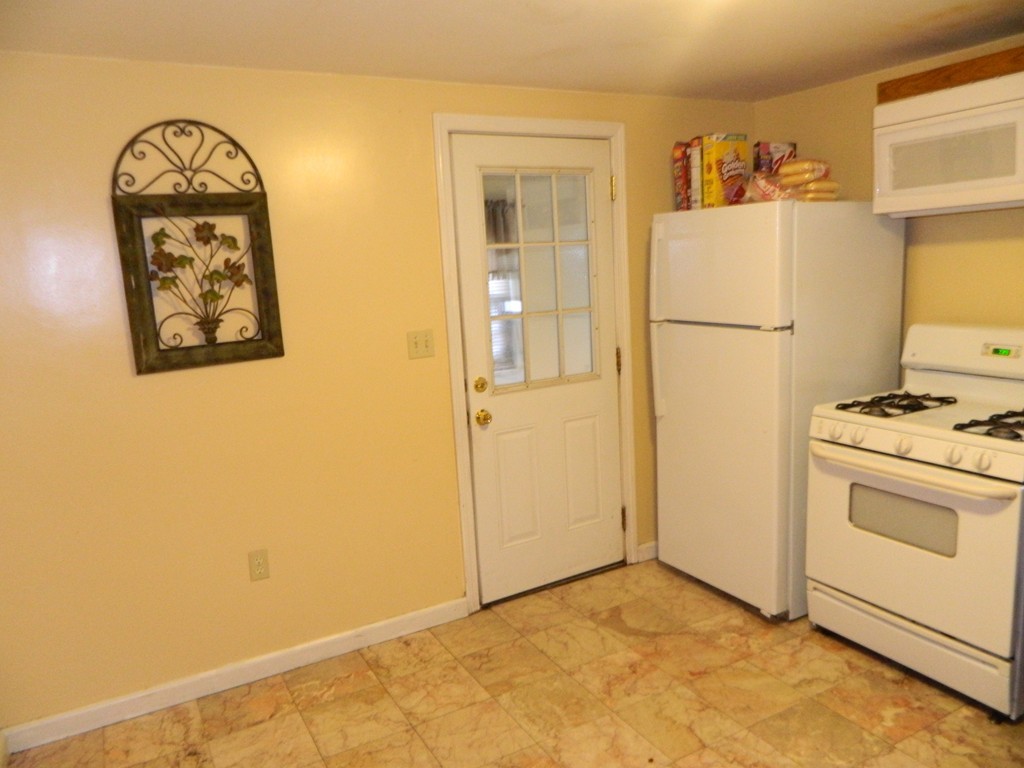 9 Halsey Road Boston, MA 02136 - Photo 7 of 12 Gallery Image 7