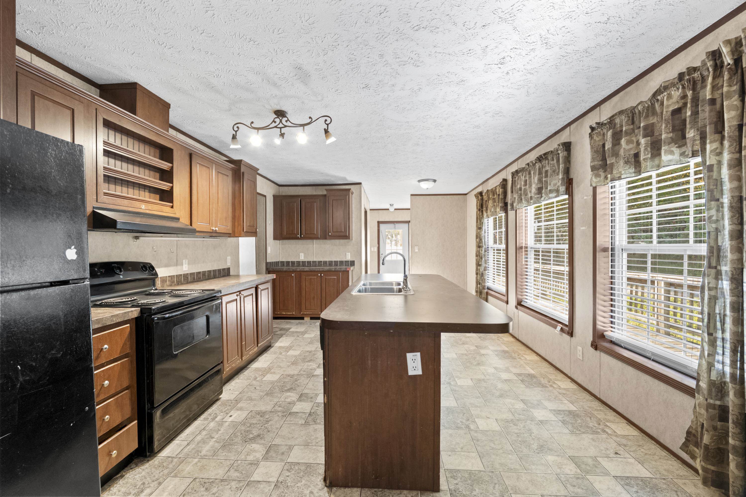 16028 Ellington Run Road Ashland, KY 41102 - Photo 5 of 29