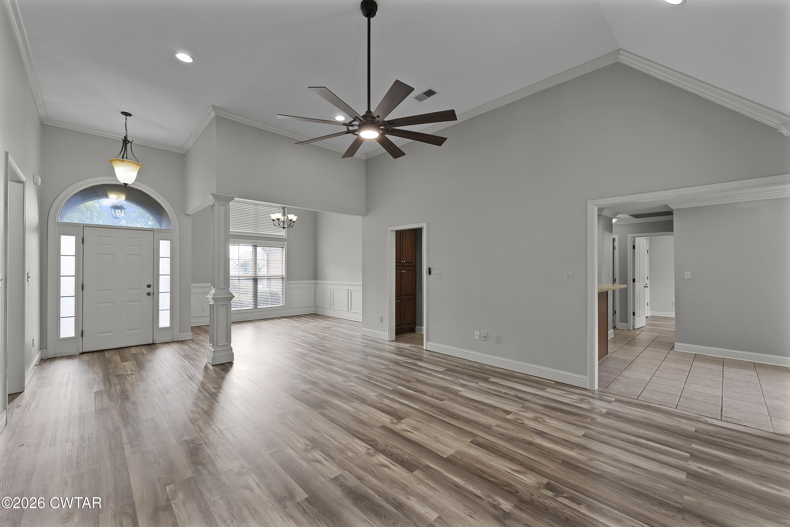 52 Edgewater Cove Jackson, TN 38305 - Photo 12 of 33 Living Room