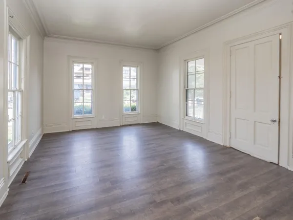 $179,500 | 935 West Lovell Street, Kalamazoo, MI 49007