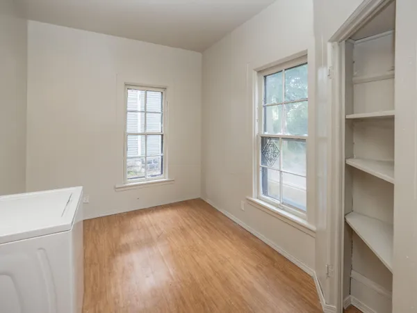 $179,500 | 935 West Lovell Street, Kalamazoo, MI 49007