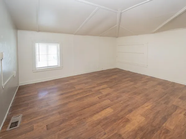 $179,500 | 935 West Lovell Street, Kalamazoo, MI 49007