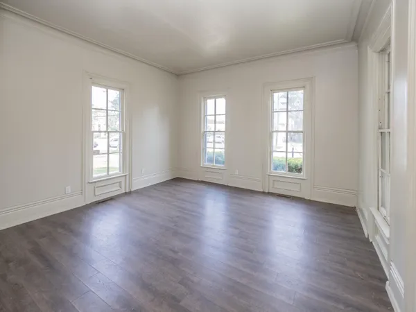 $179,500 | 935 West Lovell Street, Kalamazoo, MI 49007