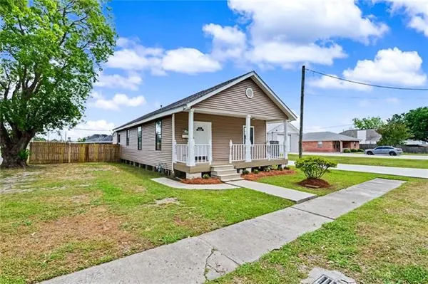 $1,700 | 309 Ave. B, Westwego, LA 70094