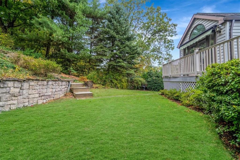 21 Marquette Road Pittsburgh, PA 15229 - Photo 38 of 44 a view of yard with green space
