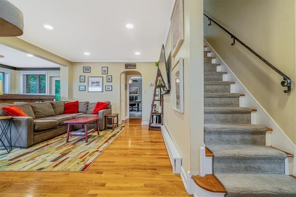 21 Marquette Road Pittsburgh, PA 15229 - Photo 4 of 44 a living room with furniture and a wooden floor