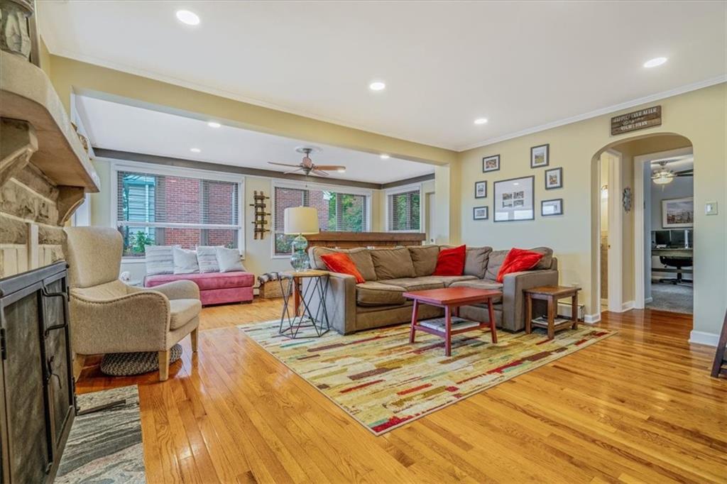 21 Marquette Road Pittsburgh, PA 15229 - Photo 5 of 44 a living room with furniture and a wooden floor