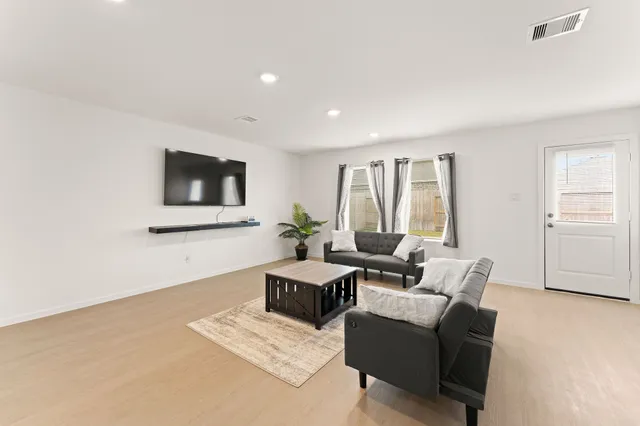 $1,850 | 29022 Rustic Windmill Way, Hockley, TX 77447