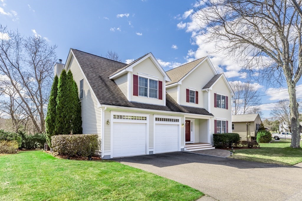 77 Booth Street Needham, MA 02494 - Photo 3 of 3 Gallery Image 3
