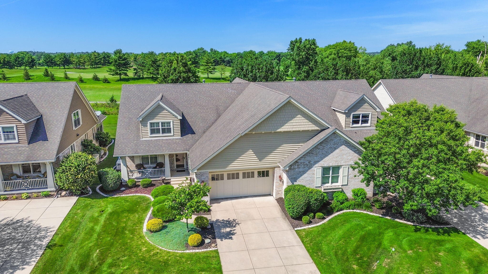 1018 Sterling Court Crown Point, IN 46307 - Photo 4 of 44 2048x1152