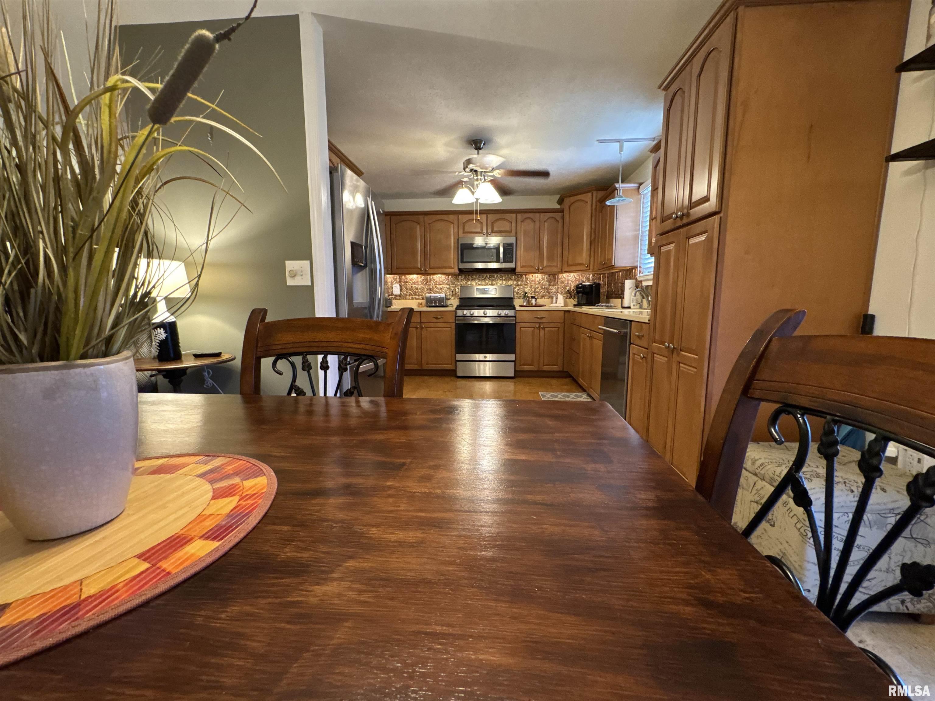 775 Hess School Road Anna, IL 62906 - Photo 14 of 29 Gallery Image 14