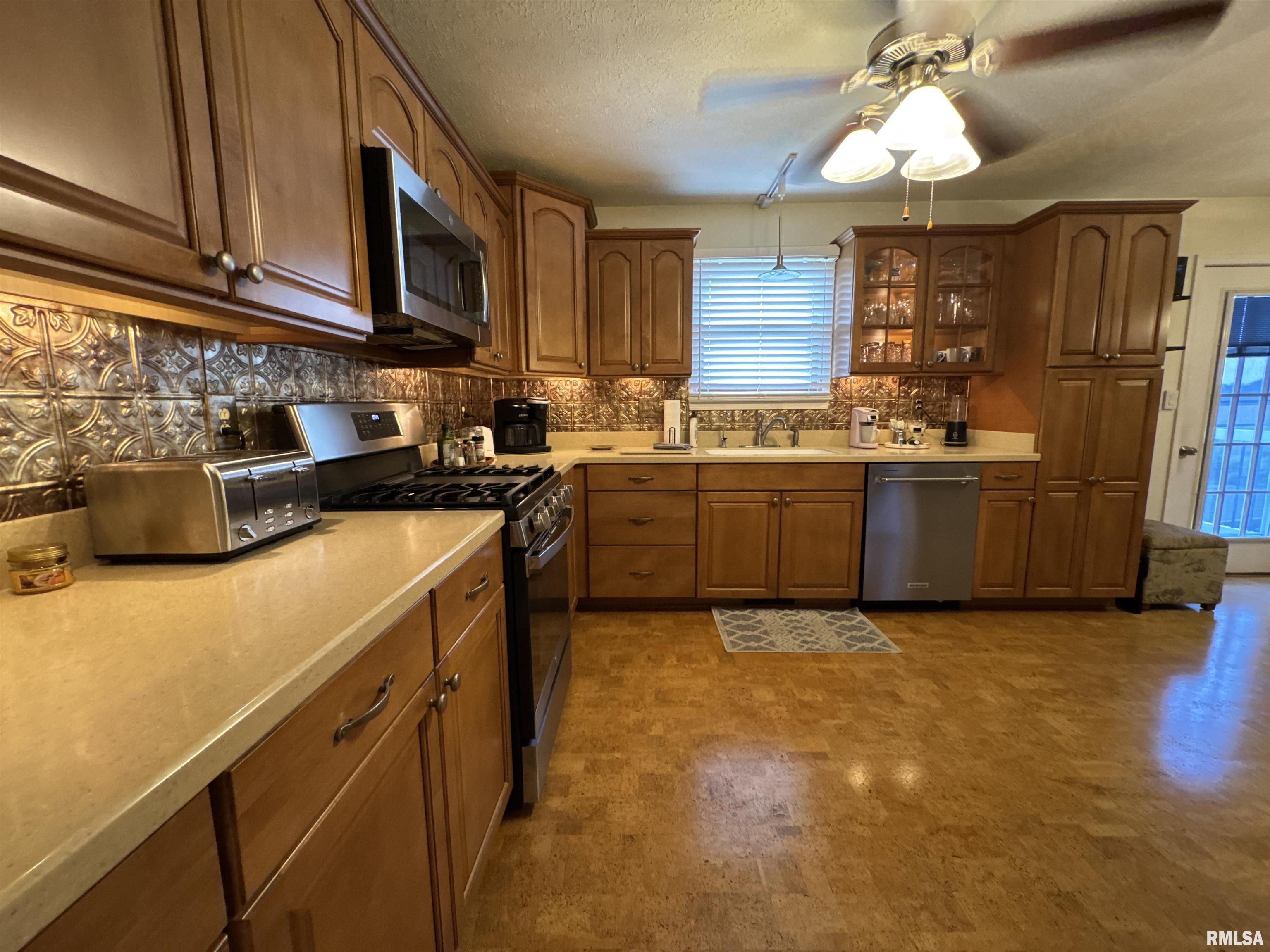 775 Hess School Road Anna, IL 62906 - Photo 7 of 29 Gallery Image 7