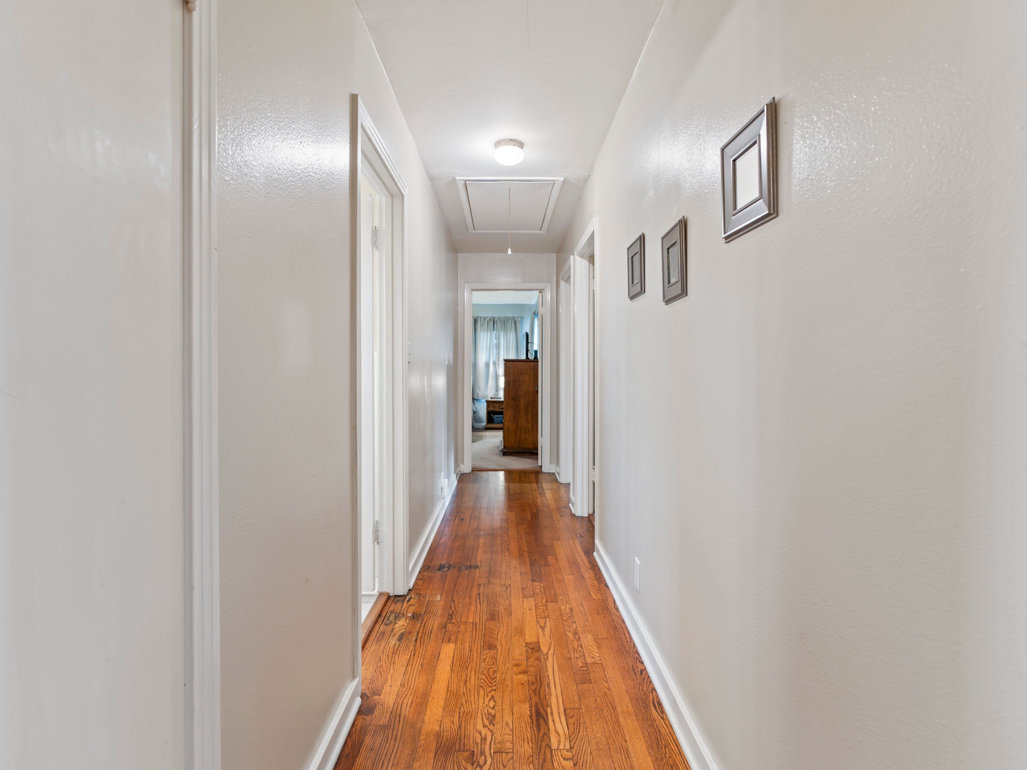910 6th Street Bay City, TX 77414 - Photo 21 of 34 a view of a hallway with wooden floor and entryway