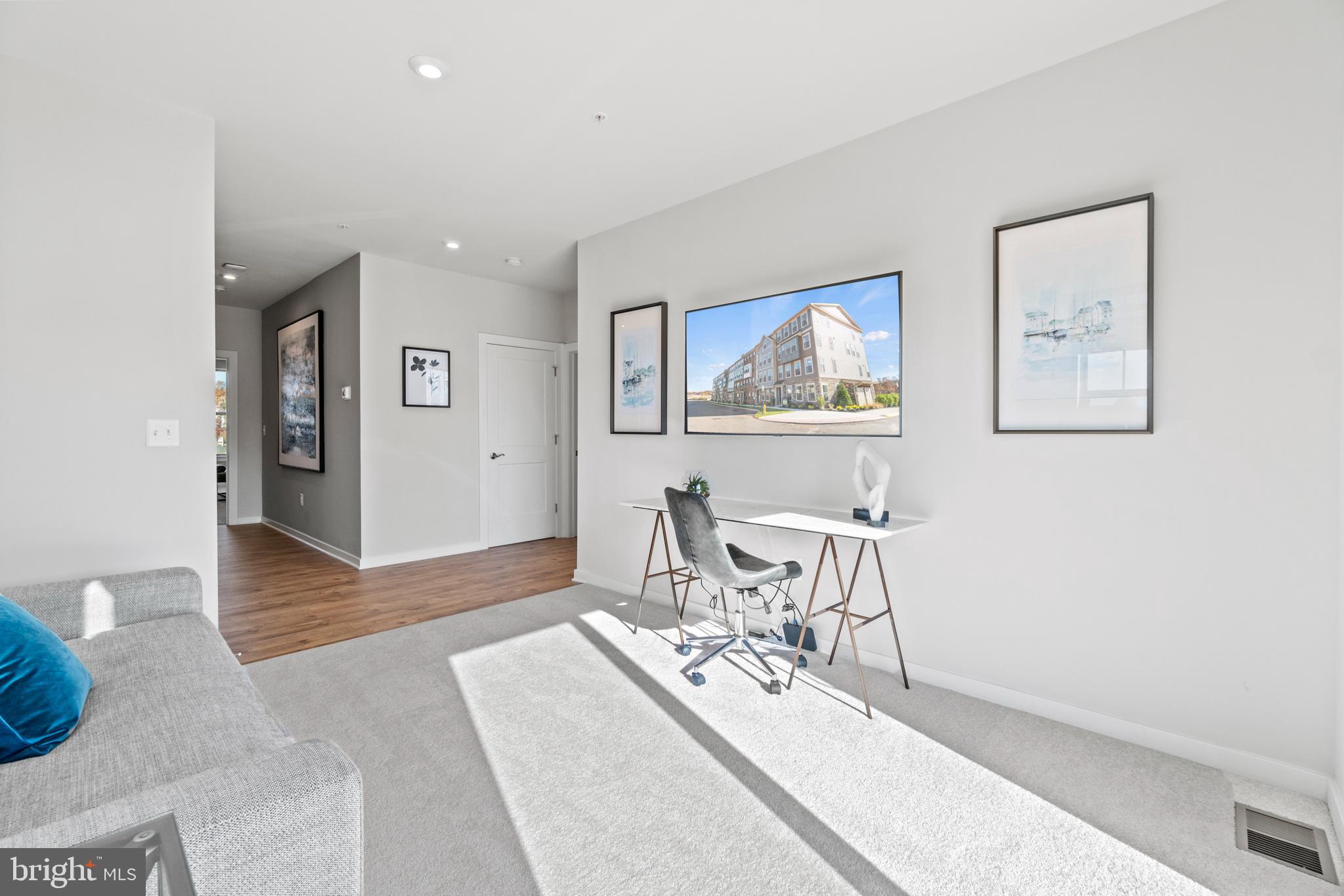 13693 Innovation Station Loop Herndon, VA 20171 - Photo 28 of 39