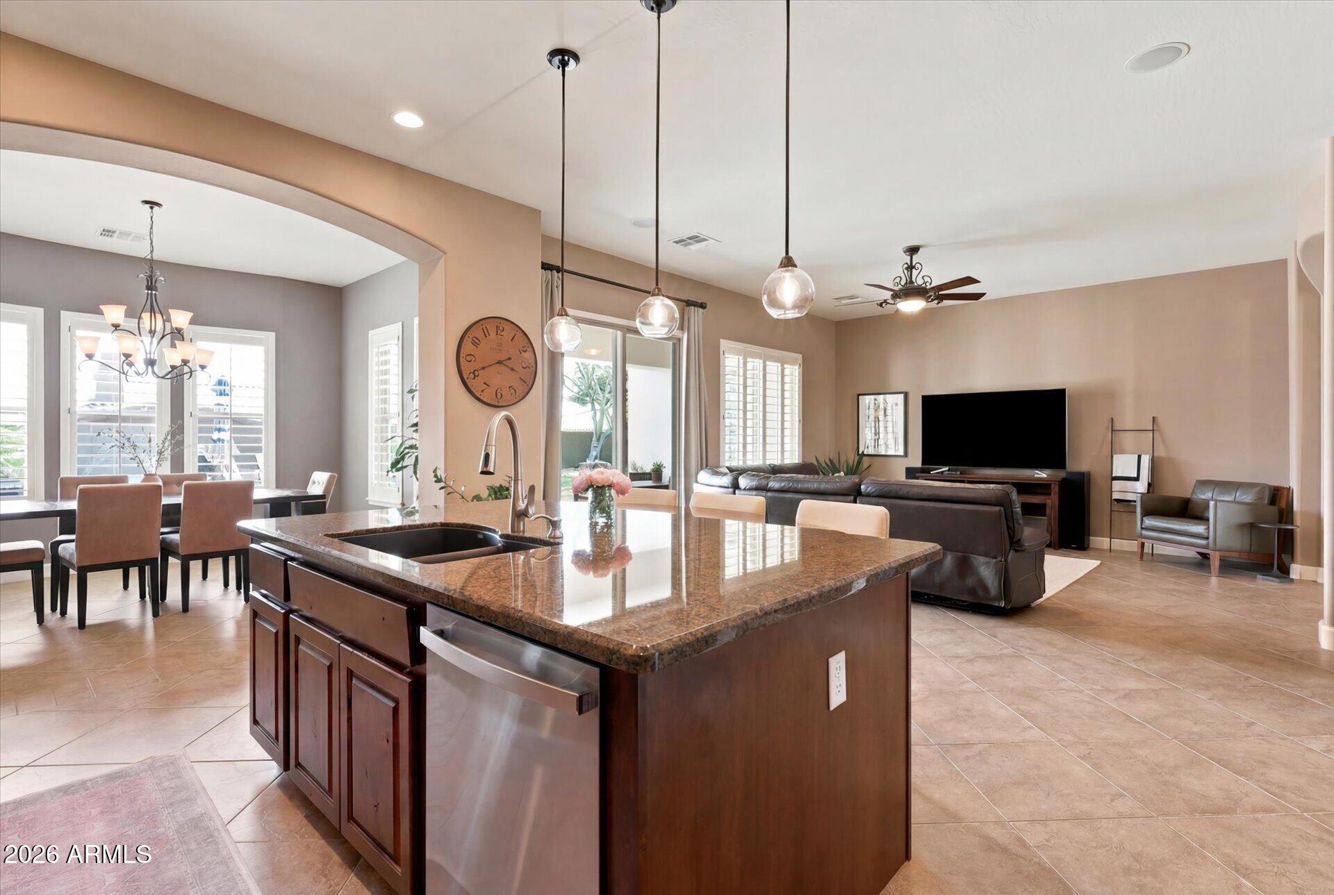 1629 West Sleepy Ranch Road Phoenix, AZ 85085 - Photo 39 of 57 16-Kitchen