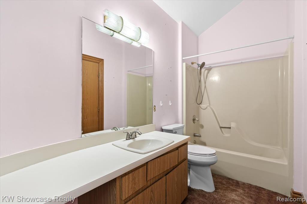 7950 Clement Road Clarkston, MI 48346 - Photo 19 of 44